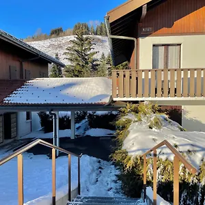 4 Places Avec Jardin Appartement